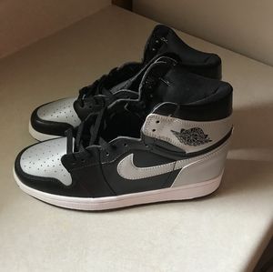 Air Jordan 1 High Shadow